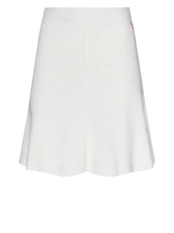 A-line skirt with an essential design