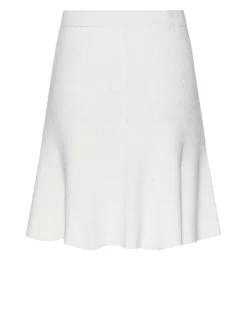 A-line skirt with an essential design