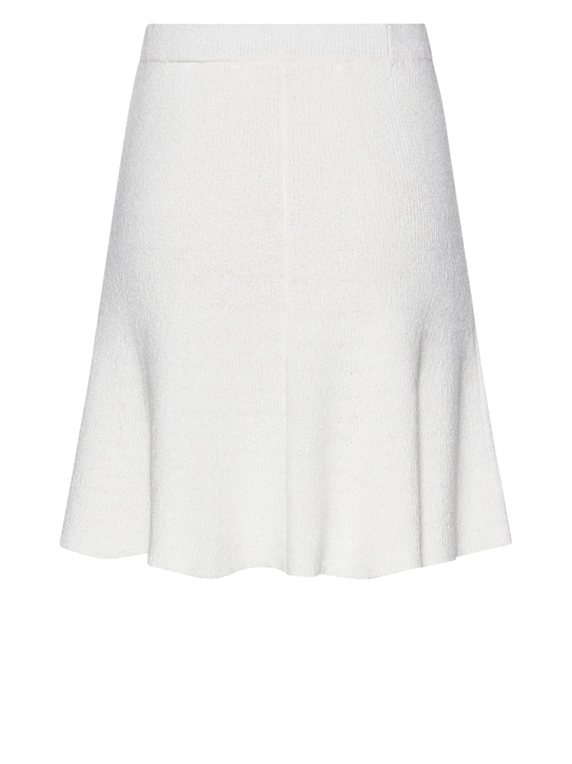 A-line skirt with an essential design