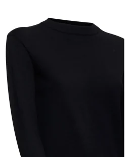 Basic long-sleeved shirt