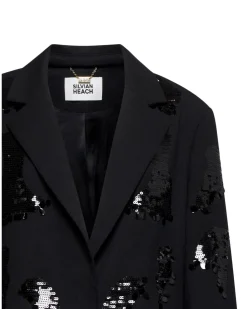 Blazer with contrasting applications