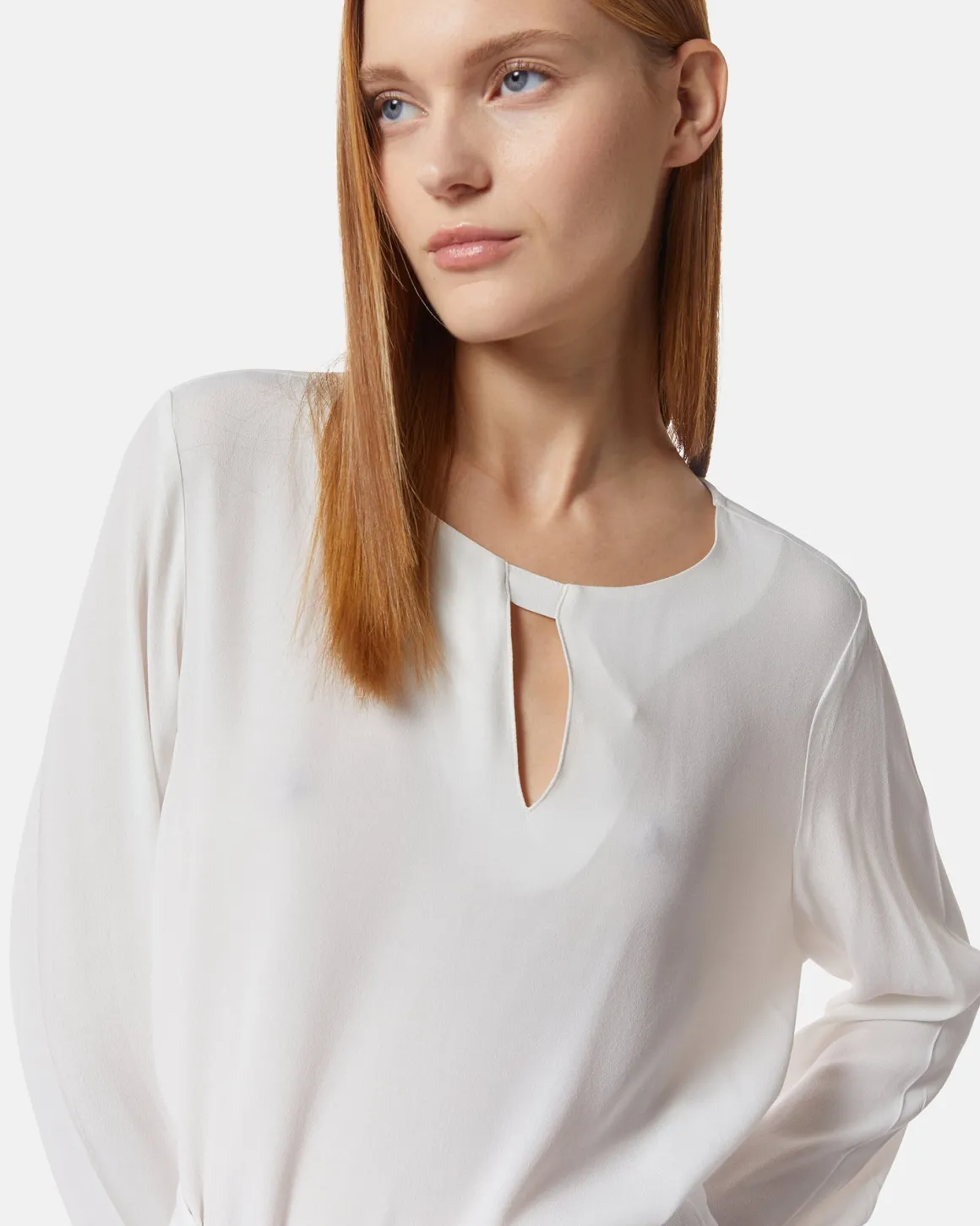 Blouse with keyhole neckline