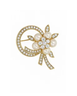 Brooch with floral composition and arch detail