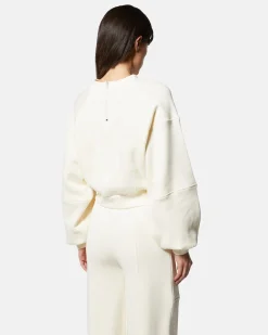Cropped sweatshirt with large sleeves