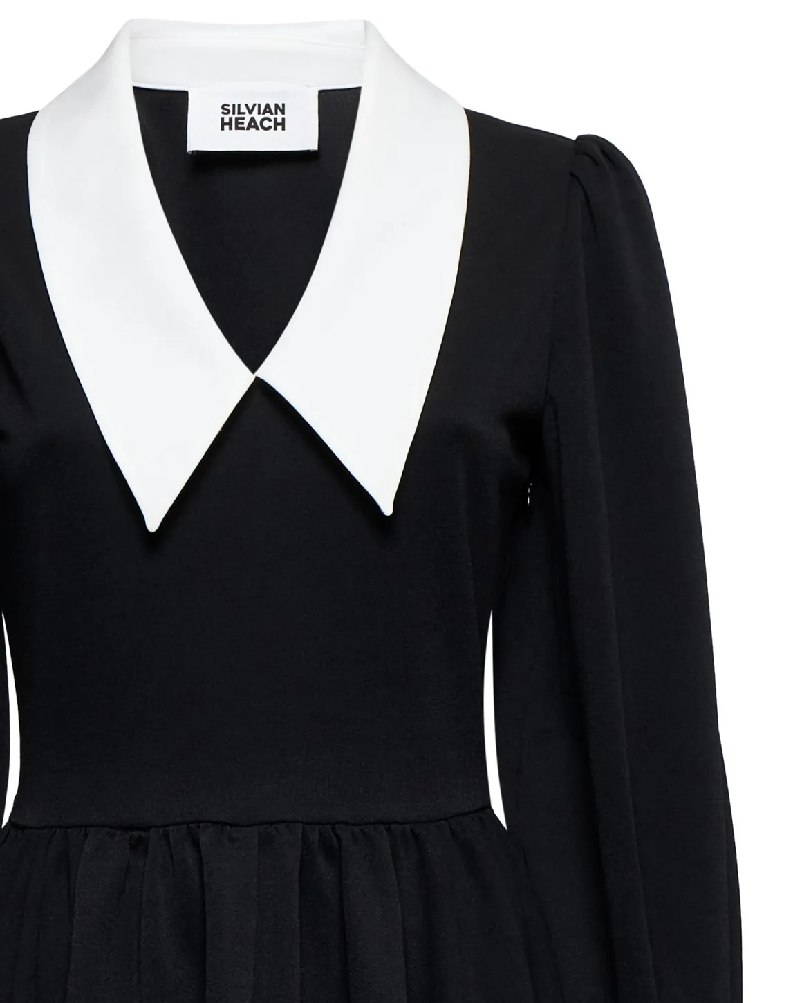 Dress with collar and wide skirt