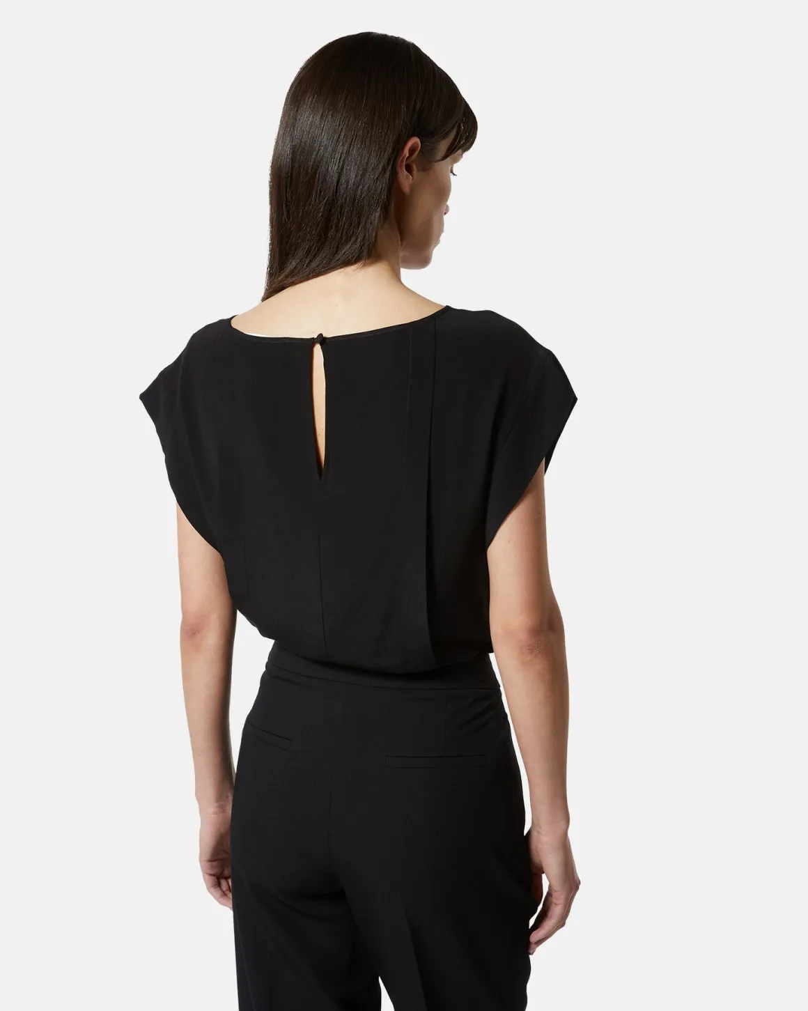 Elegant blouse with kimono sleeves