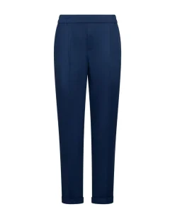 Elegant trousers with pleats