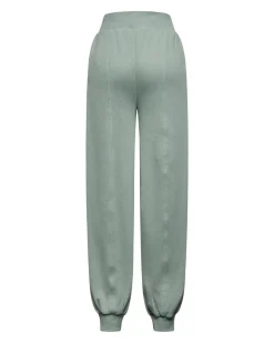 Essential joggers with fitted bottoms