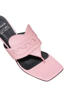 Flip-flop sandal with graphic detail