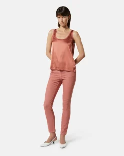 High -waisted skinny jeans