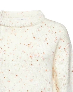 Light sweater with contrasting micro details