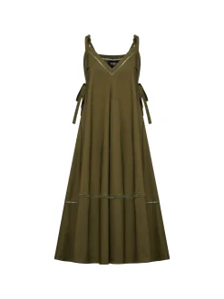 Long dress with embroidered details