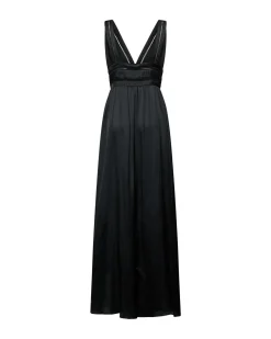 Long dress with side slit