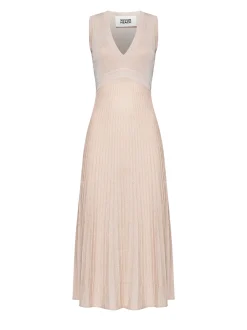 Long dress with striped pattern and essential design