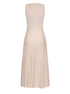 Long dress with striped pattern and essential design