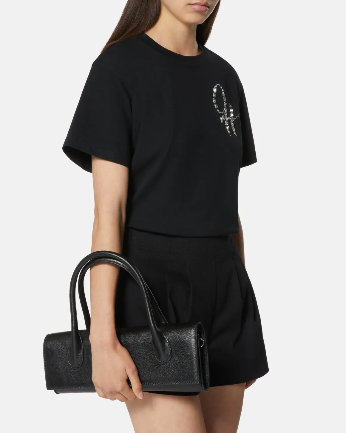 Minimal chic handbag