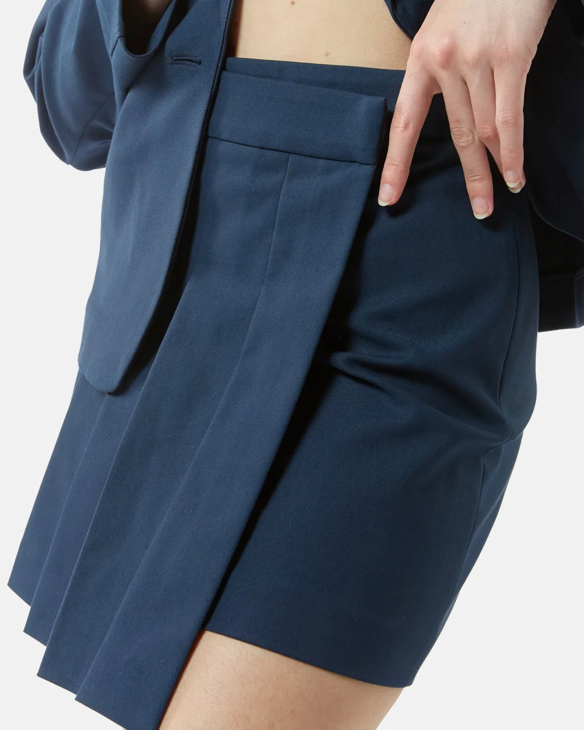 Miniskirt with pleated folds