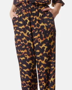 Pants with animal printing