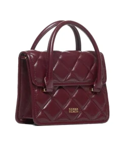 Quilted bag with handle and chain