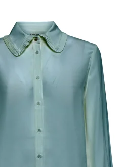 Shirt with decorated collar