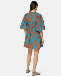 Short dress with V -neck and decorative ruffles