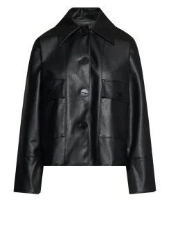 Short jacket with an essential design