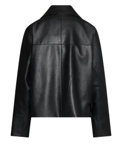 Short jacket with an essential design