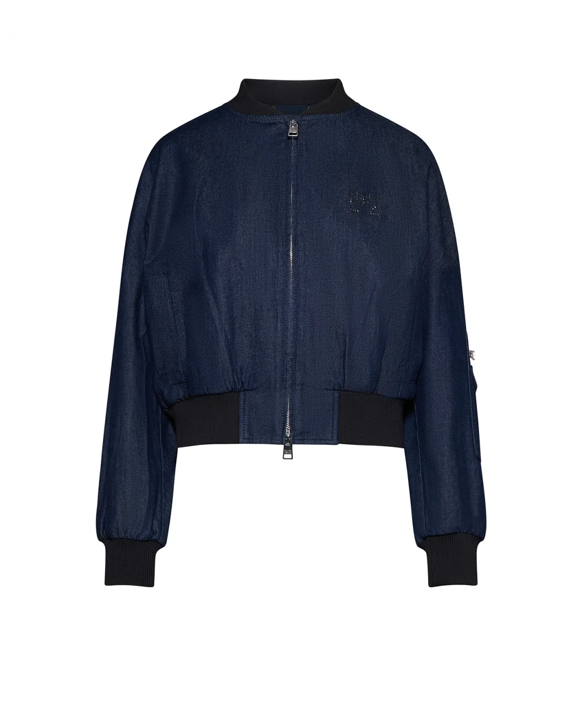 Short jacket with front closure with a contemporary character