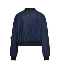 Short jacket with front closure with a contemporary character