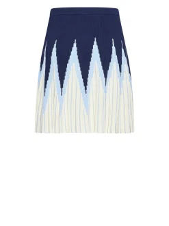 Short skirt with graphic pattern and structured workmanship