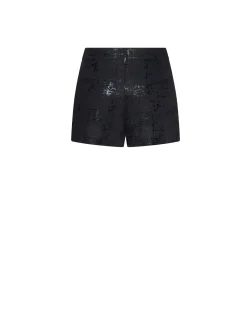 Shorts with decorative finish and essential design
