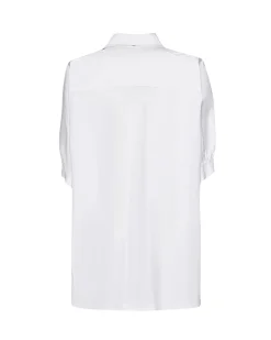 Short-sleeved shirt with an essential design