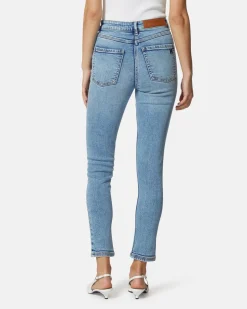 Skinny jeans in denim