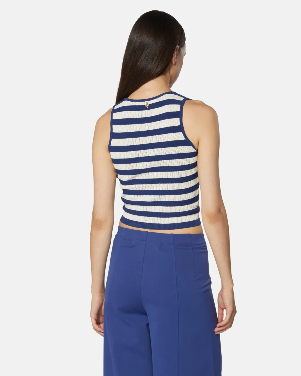 Striped rowing in jersey