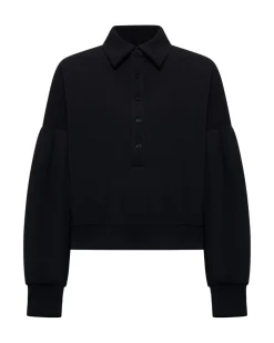 Sweater with collar