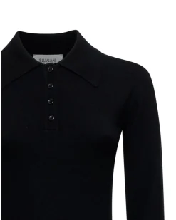 Sweater with collar and buttons