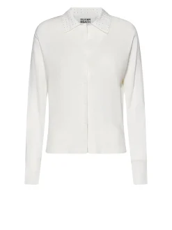 Sweater with collar and decorative details