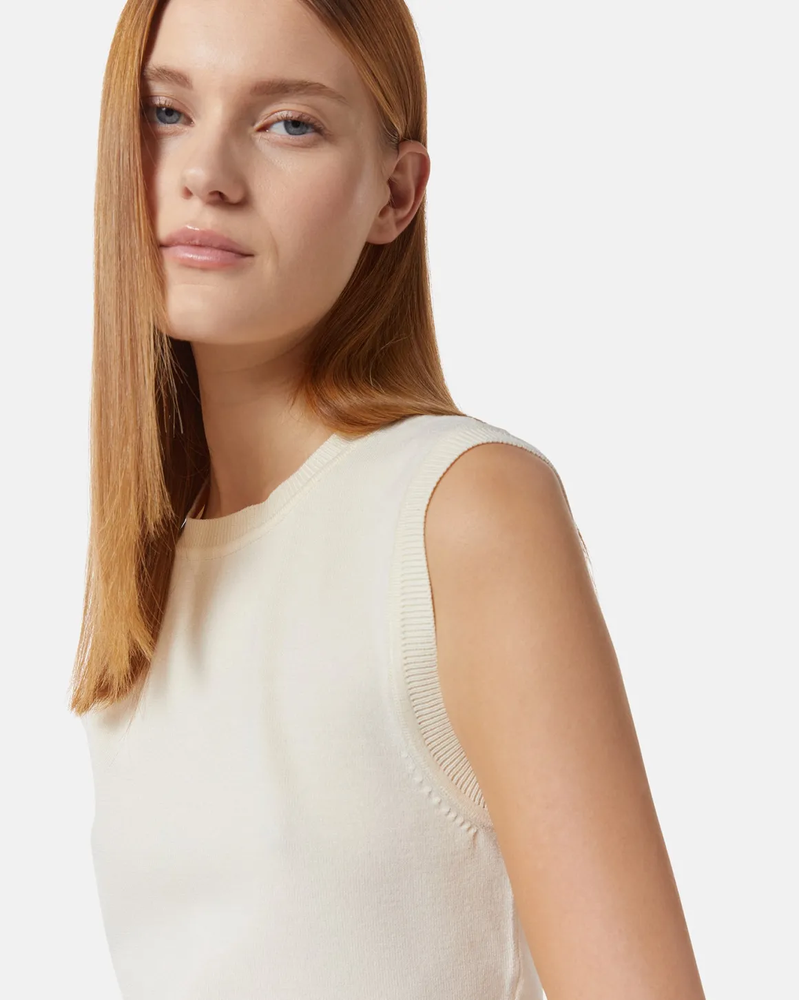 Top downtown in light knit