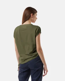 T-shirt with asymmetrical cutting