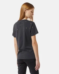 V-neck t-shirt