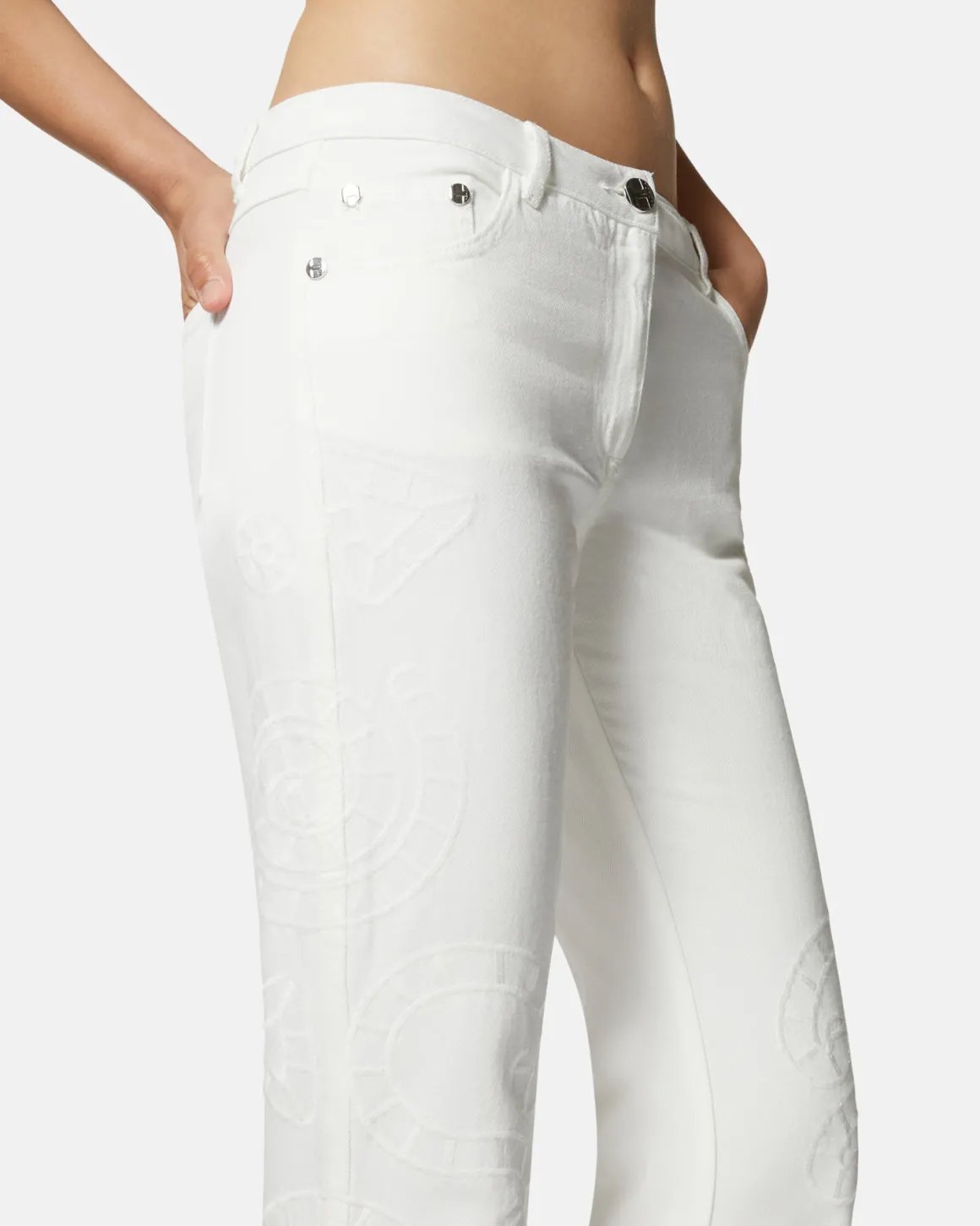 White embroidered jeans with straight leg